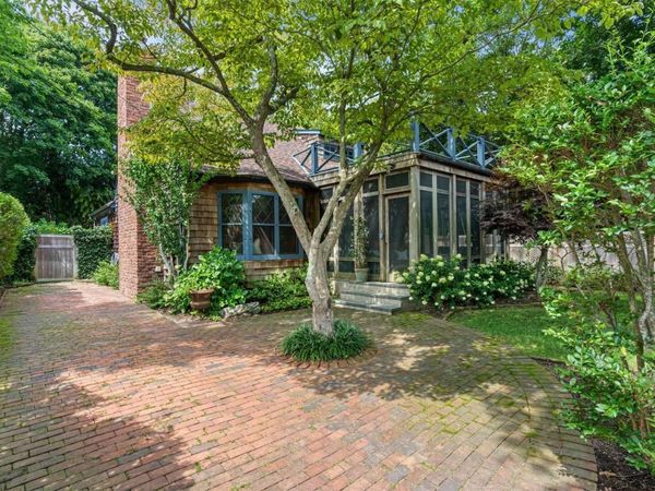 14 Hamilton Street, Sag Harbor, NY 11963