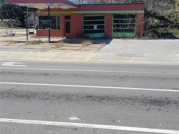 10 NW 250TH STREET, NEWBERRY, FL 32669