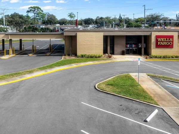 1600 Ridgewood Avenue, Holly Hill, FL 32117