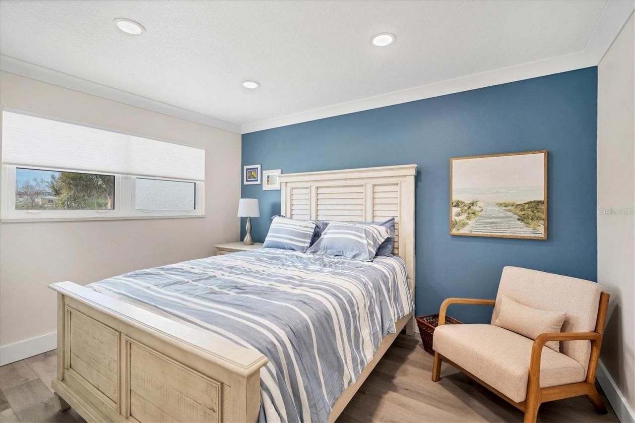 9393 Midnight Pass Road, Unit 302, Sarasota, FL 34242 Photo