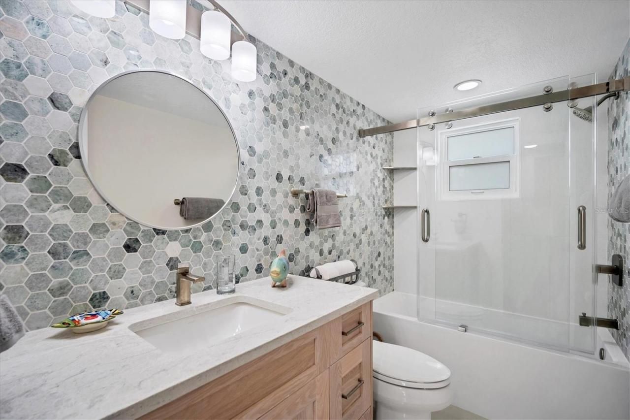 9393 Midnight Pass Road, Unit 302, Sarasota, FL 34242 Photo