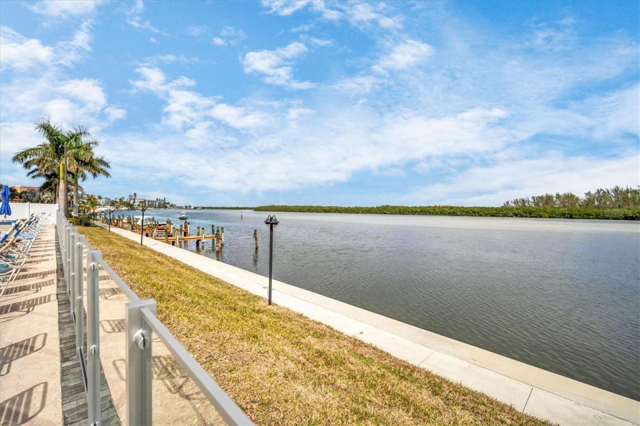 9393 Midnight Pass Road, Unit 302, Sarasota, FL 34242 Photo