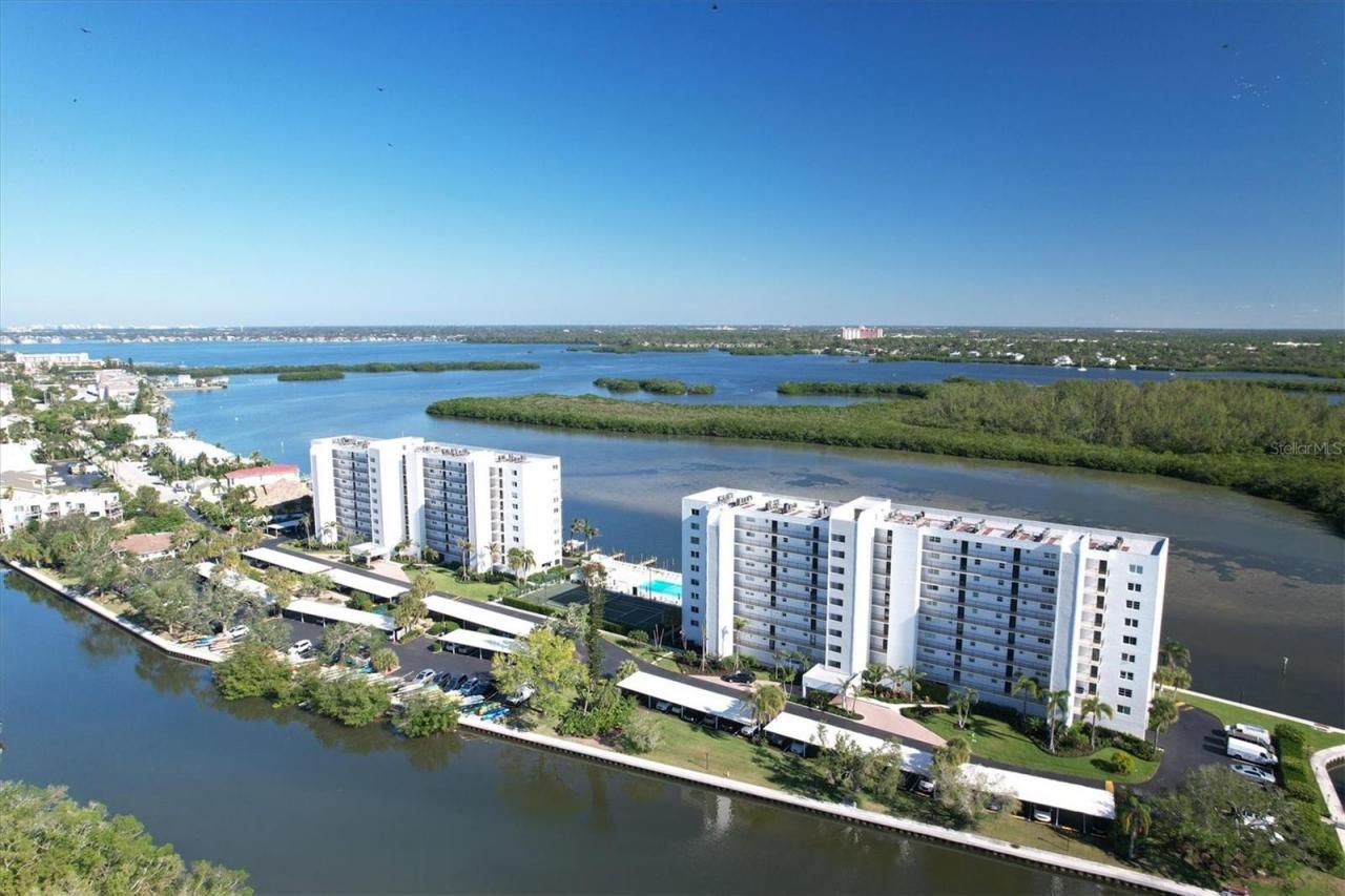 9393 Midnight Pass Road, Unit 302, Sarasota, FL 34242 Photo