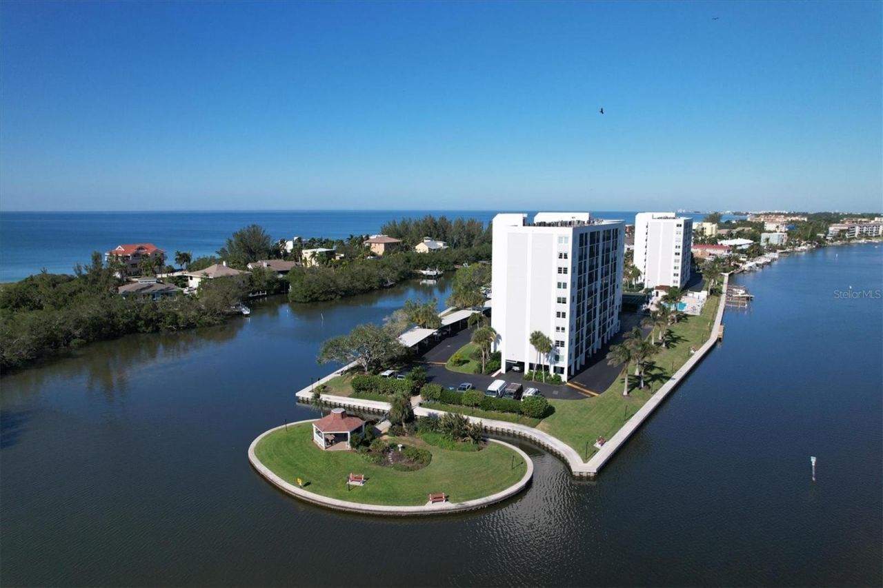 9393 Midnight Pass Road, Unit 302, Sarasota, FL 34242 Photo