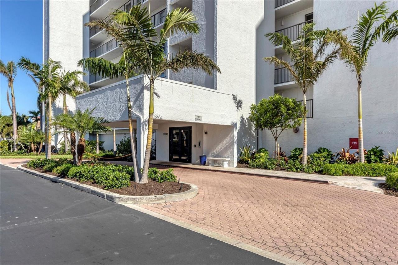 9393 Midnight Pass Road, Unit 302, Sarasota, FL 34242 Photo
