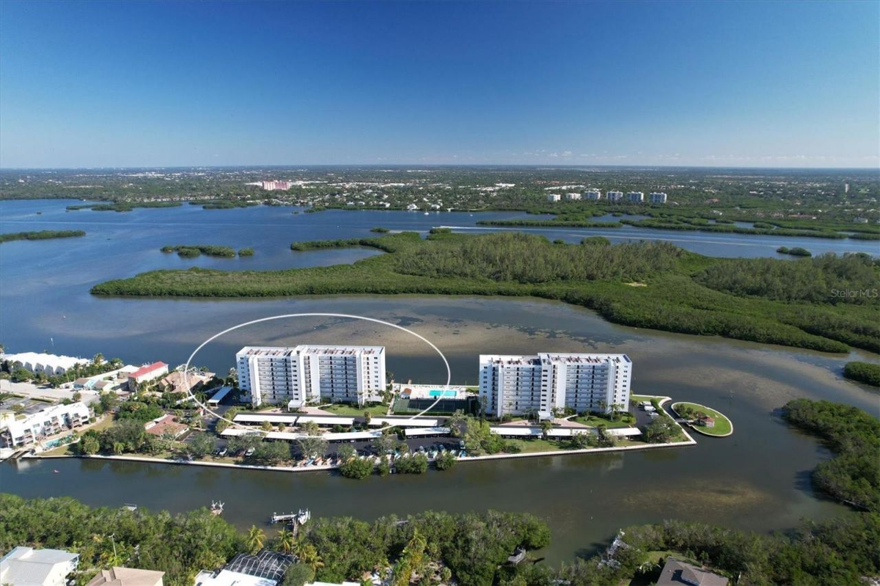 9393 Midnight Pass Road, Unit 302, Sarasota, FL 34242 Photo