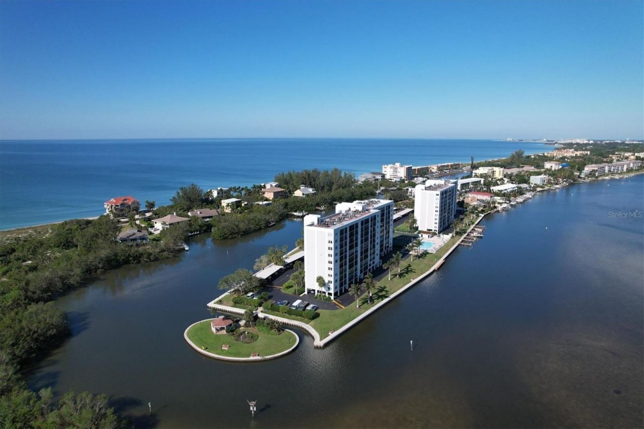9393 Midnight Pass Road, Unit 302, Sarasota, FL 34242 Photo