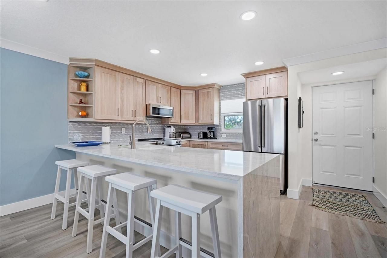 9393 Midnight Pass Road, Unit 302, Sarasota, FL 34242 Photo