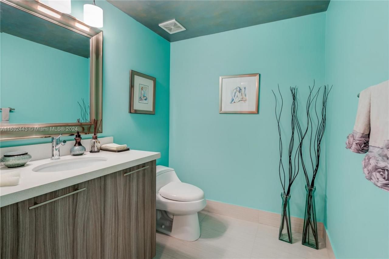 6700 Indian Creek Dr, Unit 402, Miami Beach, FL 33141 Photo