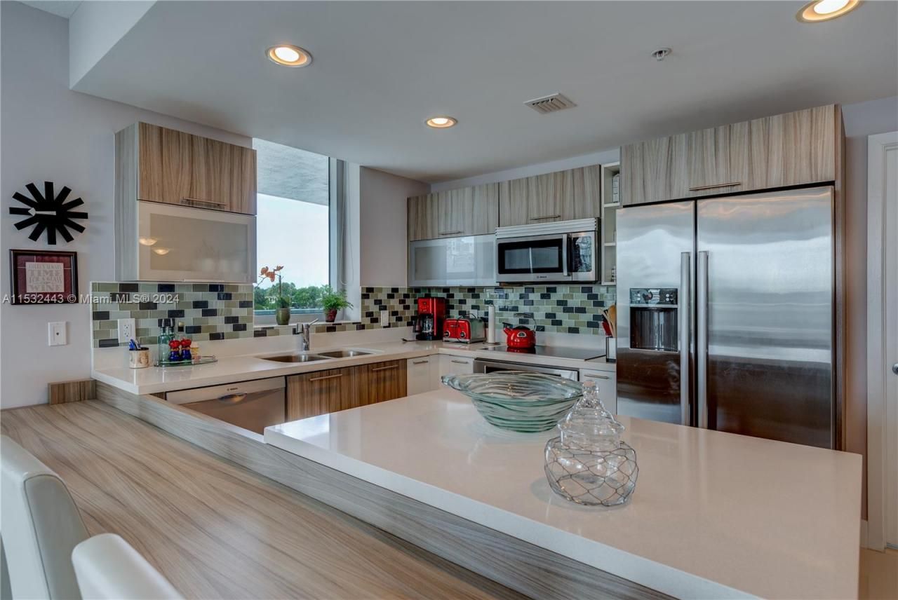 6700 Indian Creek Dr, Unit 402, Miami Beach, FL 33141 Photo