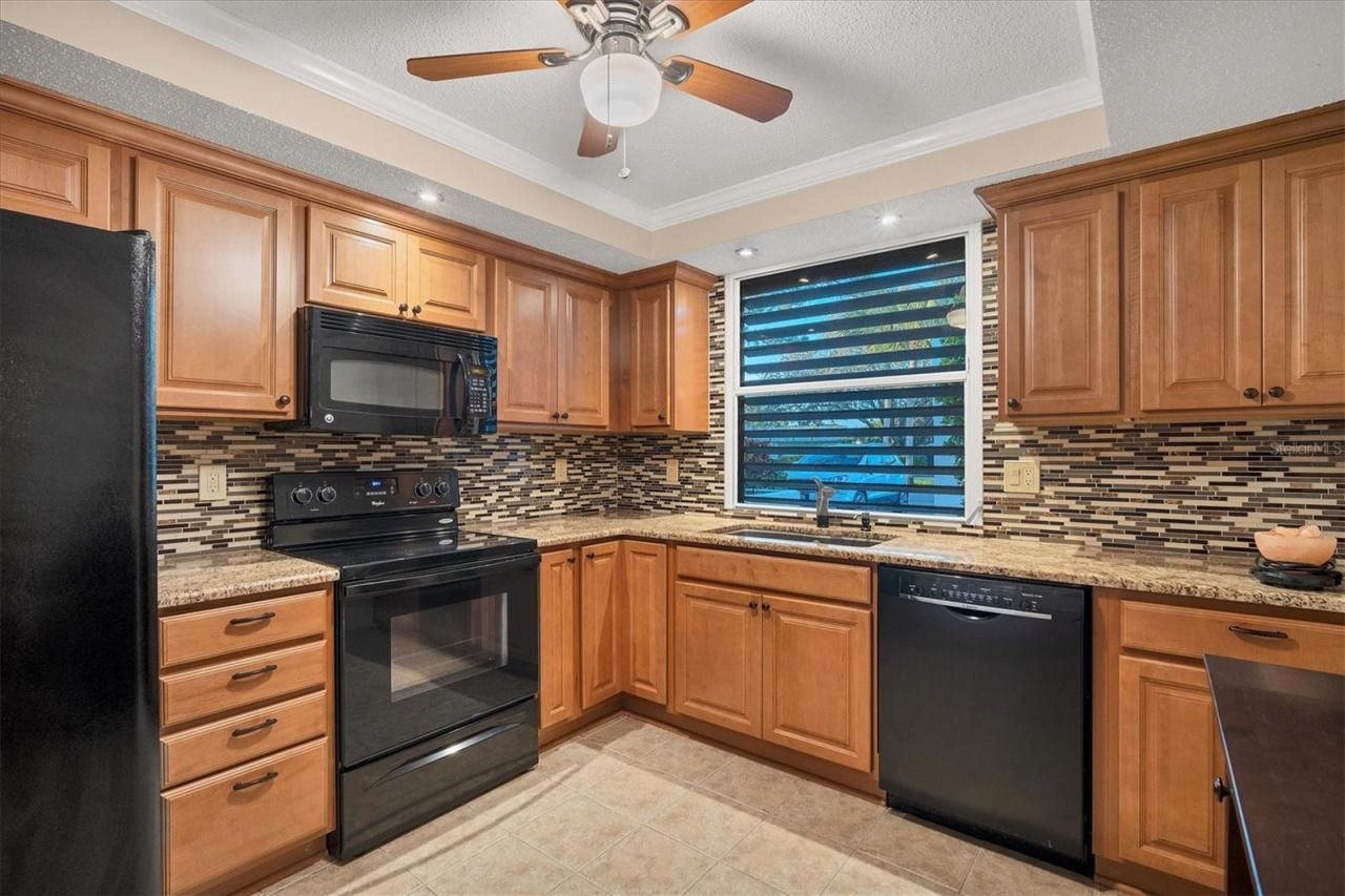 5032 Marshfield Road, Unit 19, Sarasota, FL 34235 Photo