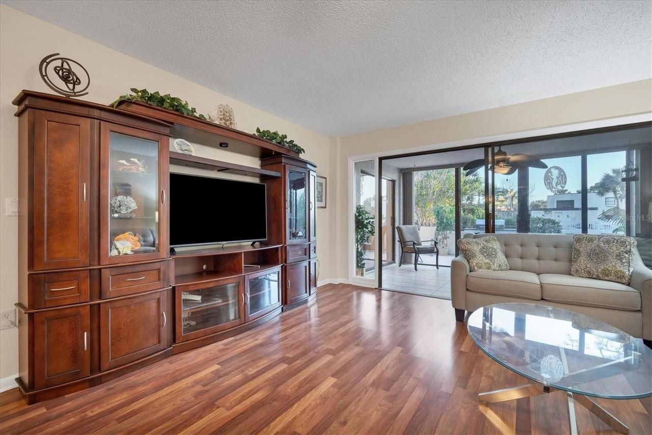 5032 Marshfield Road, Unit 19, Sarasota, FL 34235 Photo
