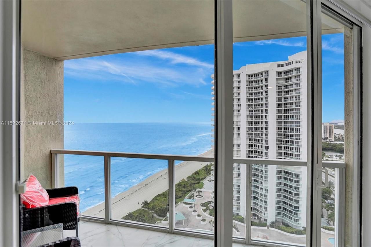 16699 Collins Ave, Unit 2209, Sunny Isles Beach, FL 33160 Photo