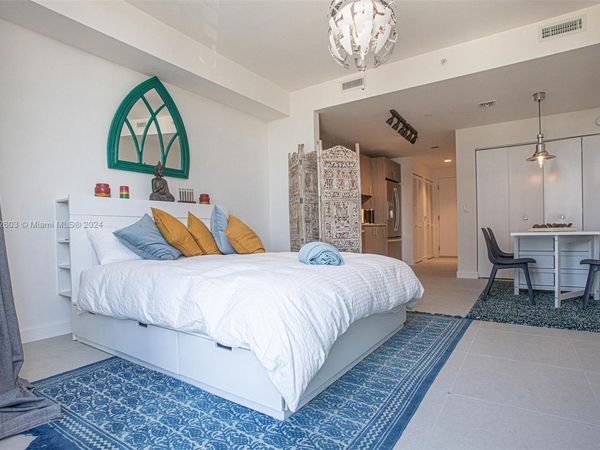 5350 NW 84th Ave, Unit 710, Doral, FL 33166