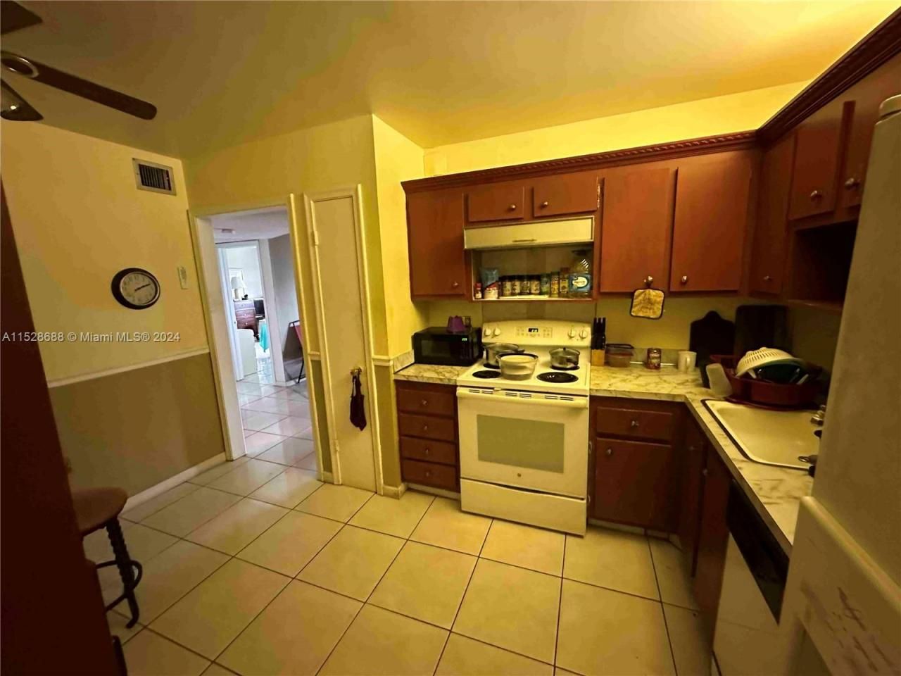 2061 NW 47th Ter, Unit 405, Lauderhill, FL 33313 Photo