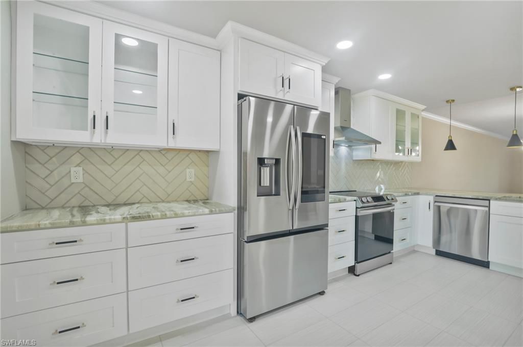 16321 Kelly Woods Dr, Unit 182, Fort Myers, FL 33908 Photo