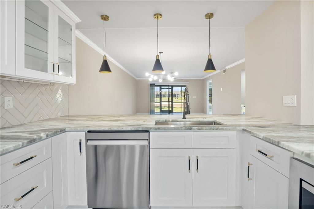 16321 Kelly Woods Dr, Unit 182, Fort Myers, FL 33908 Photo