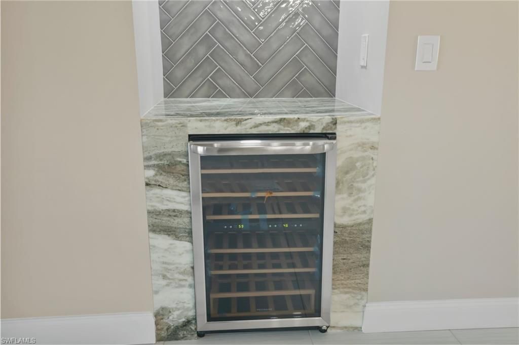 16321 Kelly Woods Dr, Unit 182, Fort Myers, FL 33908 Photo
