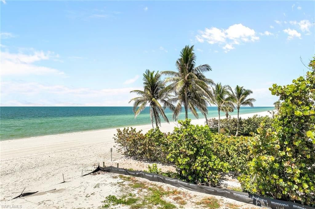 10047 Gulf Shore Dr, Naples, FL 34108 Photo