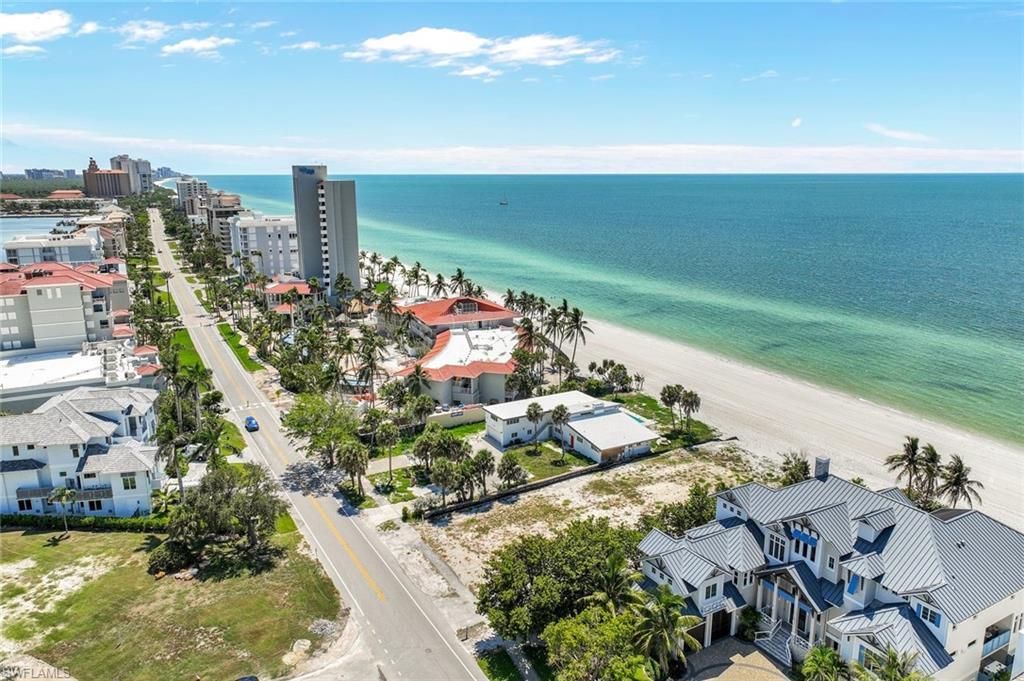 10047 Gulf Shore Dr, Naples, FL 34108 Photo