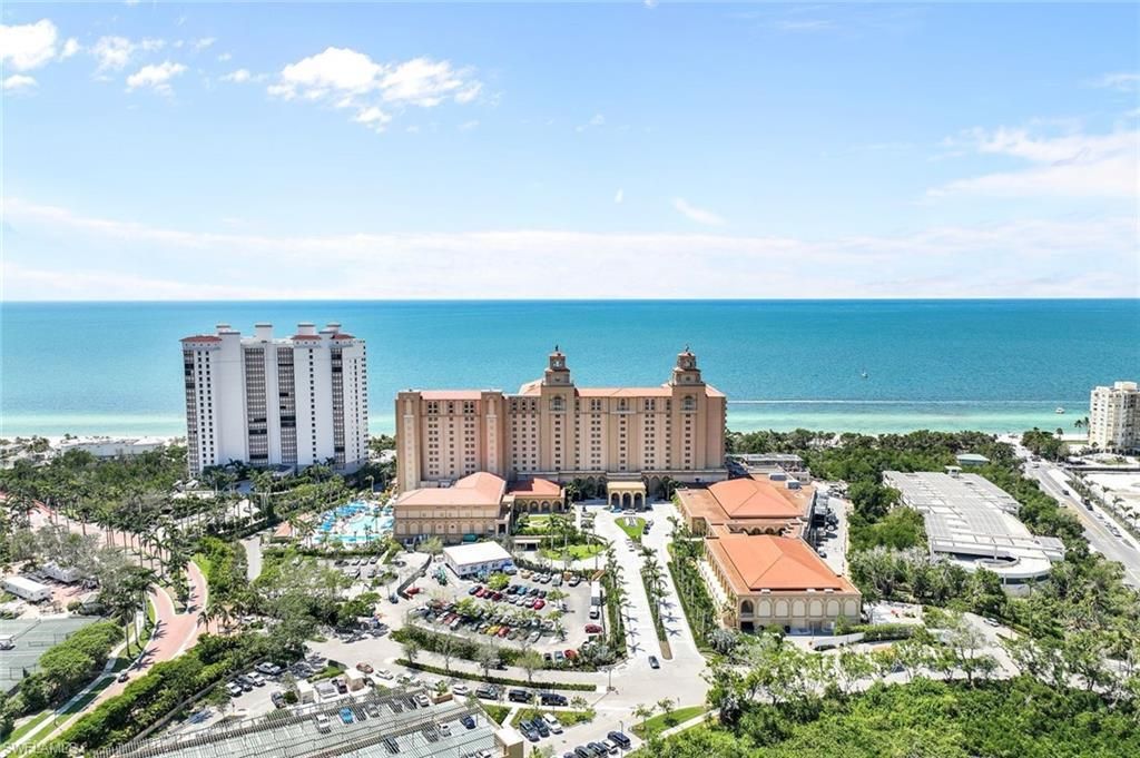 10047 Gulf Shore Dr, Naples, FL 34108 Photo