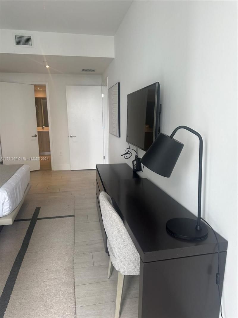 4010 S Ocean Dr, Unit R707, Hollywood, FL 33019 Photo