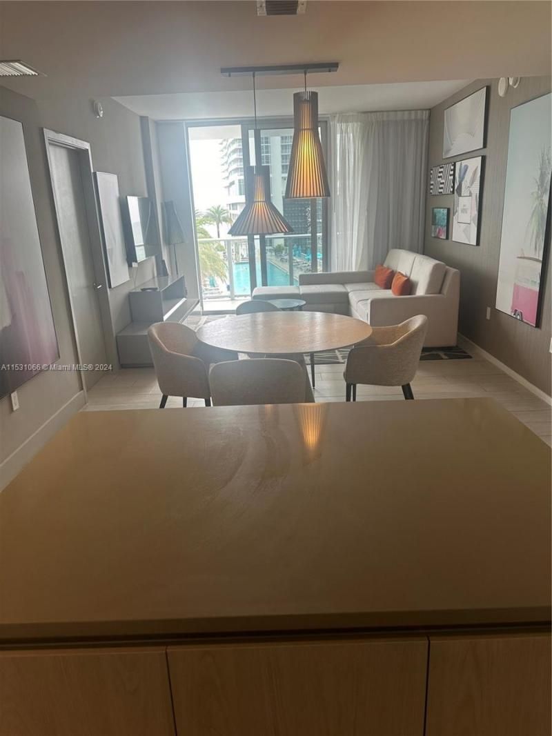 4010 S Ocean Dr, Unit R707, Hollywood, FL 33019 Photo