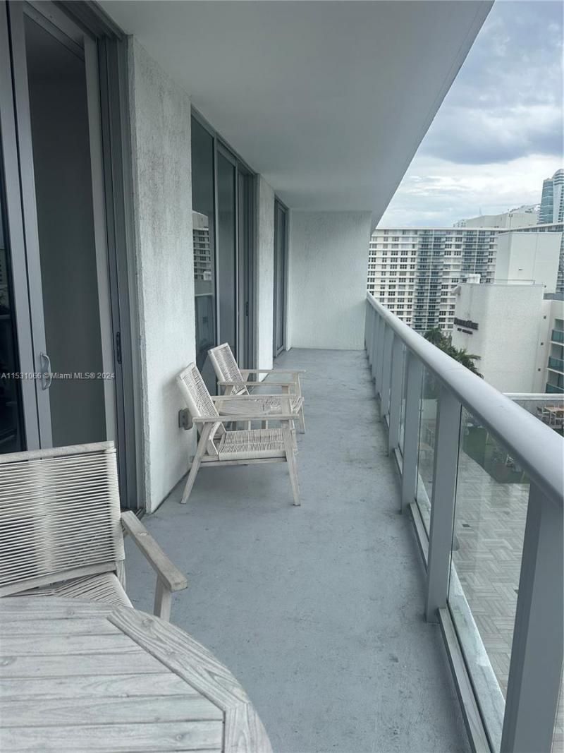 4010 S Ocean Dr, Unit R707, Hollywood, FL 33019 Photo