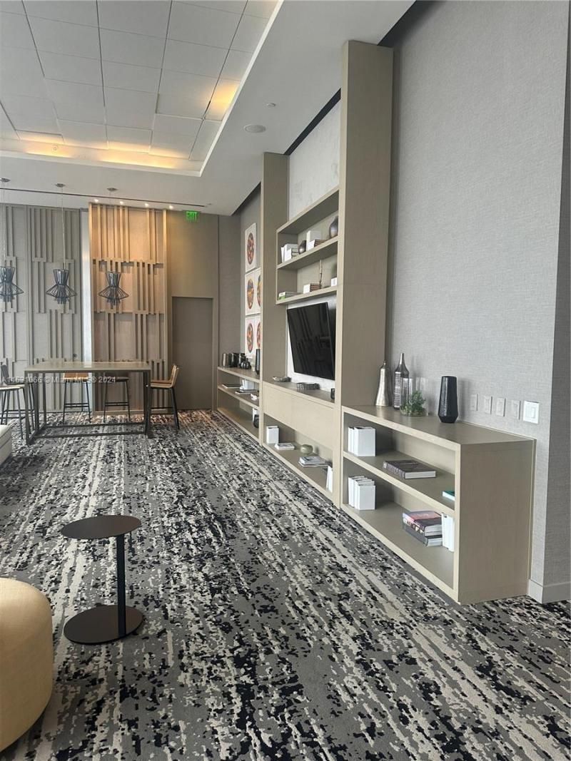 4010 S Ocean Dr, Unit R707, Hollywood, FL 33019 Photo