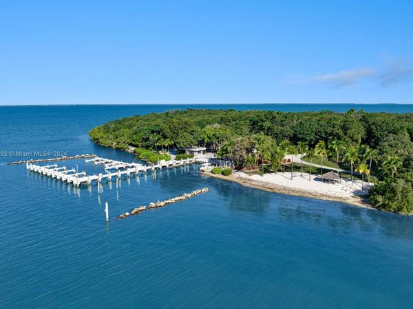 10 Cannon Point, Key Largo, FL 33037
