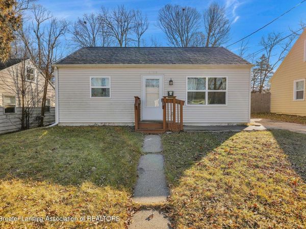 1309 W Hammond Street, Lansing, MI 48906