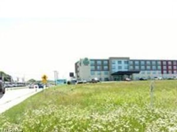 939 Pike Street, Marietta, OH 45750