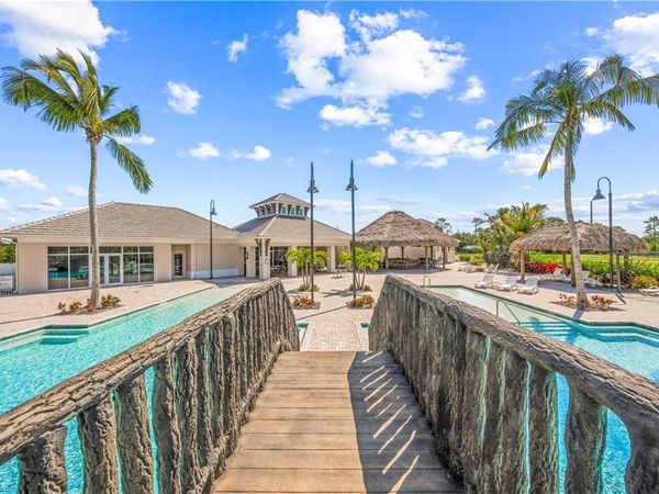 5602 Laguna Caribe Cir, FORT MYERS, FL 33905