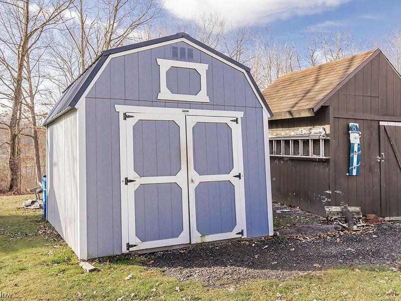 14867 Beechwood Drive, Newbury, OH 44065 Photo 14