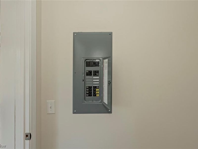 14867 Beechwood Drive, Newbury, OH 44065 Photo 9