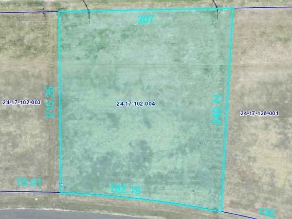 10226 E Deer Creek Lane, Rochelle, IL 61068