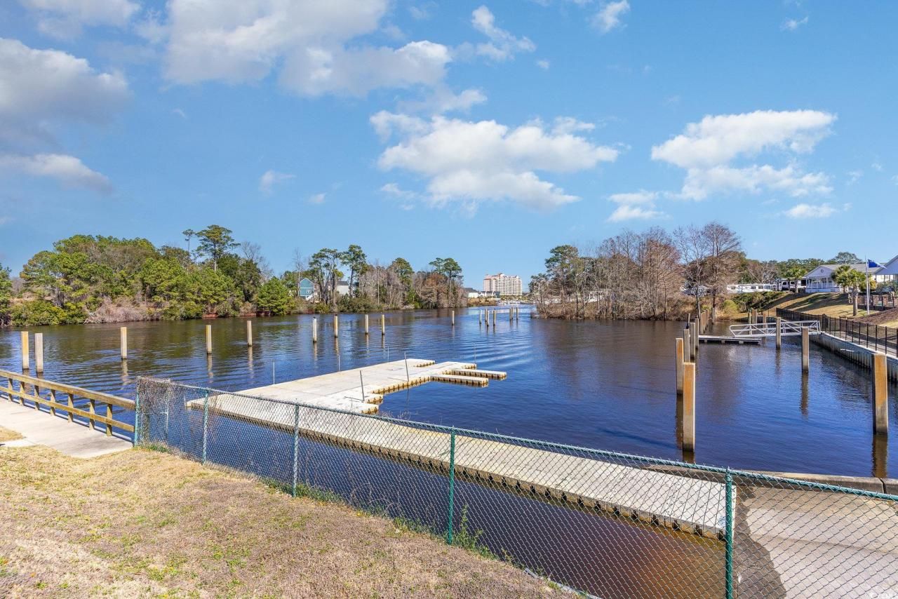 1100 Commons Blvd. Photo 38