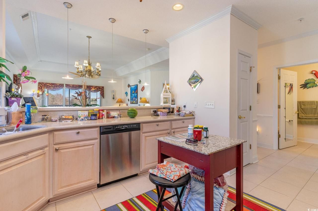 1100 Commons Blvd. Photo 7