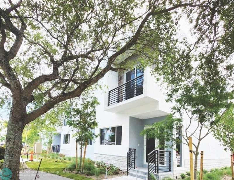 400 SE 22nd St, Unit 1, Fort Lauderdale, FL 33316 Photo