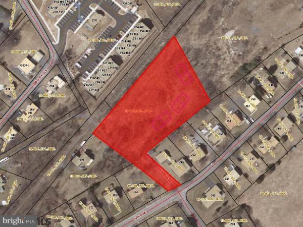 ON FIRST AVENUE, STATE COLLEGE, PA 16801