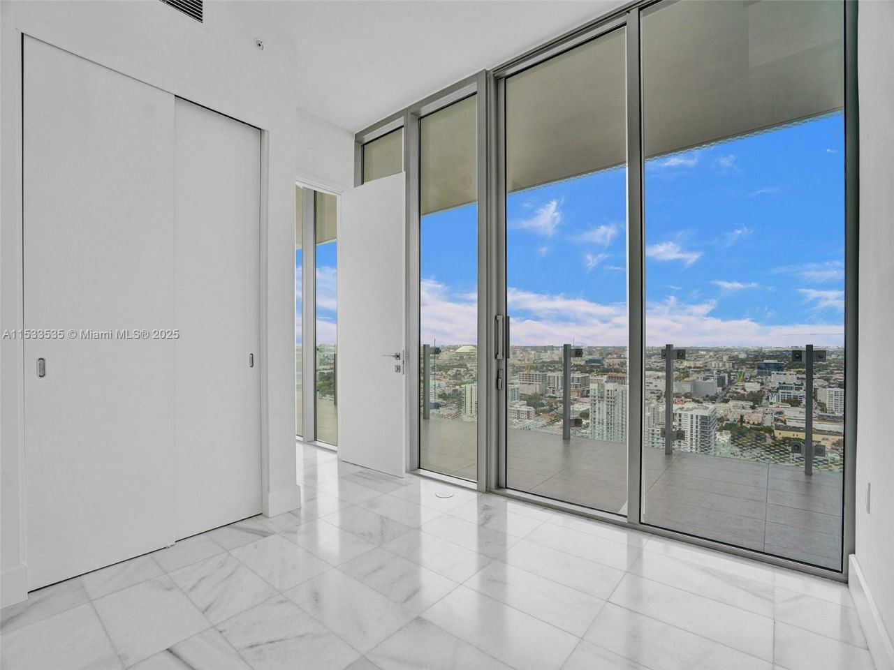 700 NE 26th Ter, Unit 3505, Miami, FL 33137 Photo