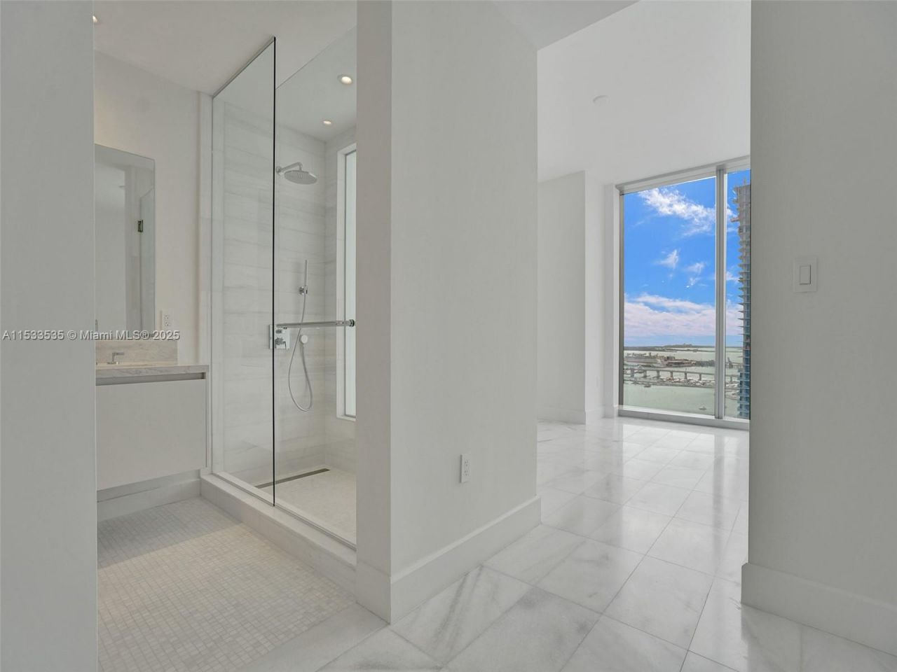 700 NE 26th Ter, Unit 3505, Miami, FL 33137 Photo