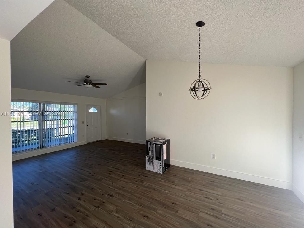 11520 NW 31st Pl, Sunrise, FL 33323 Photo