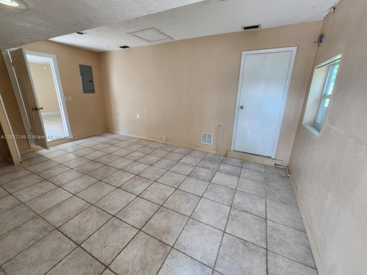 10551 Sunset Strip, Sunrise, FL 33322 Photo