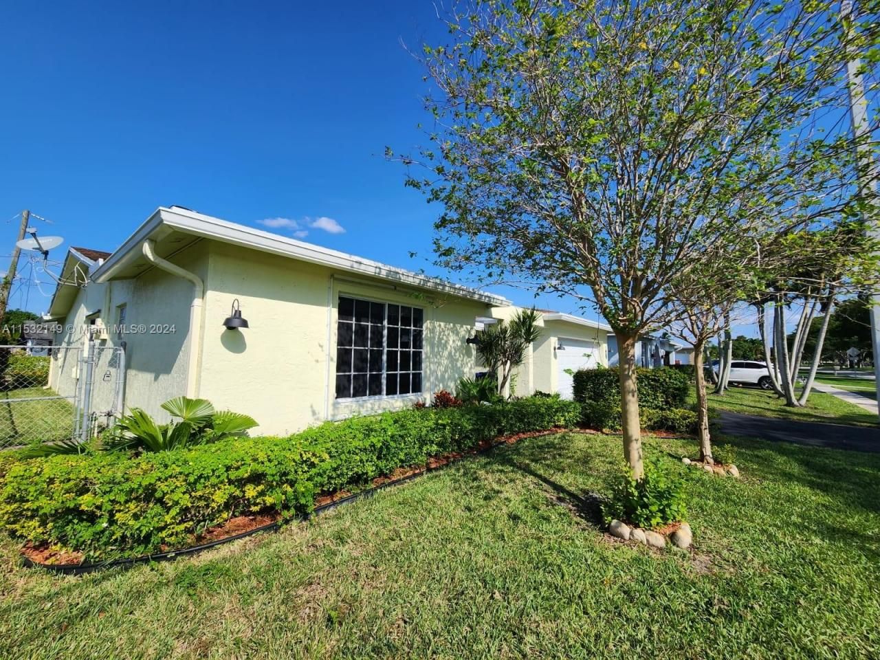 10551 Sunset Strip, Sunrise, FL 33322 Photo