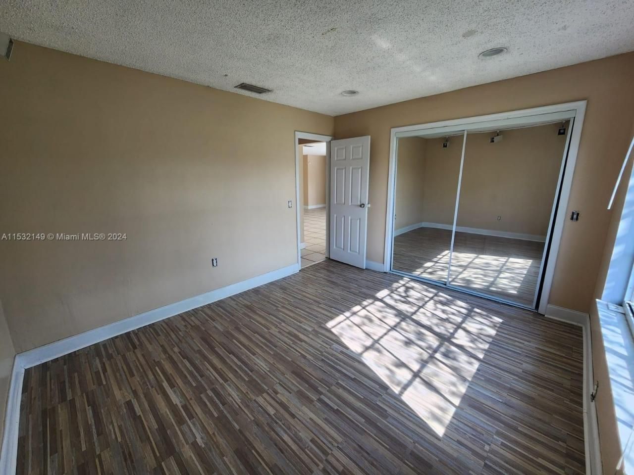 10551 Sunset Strip, Sunrise, FL 33322 Photo