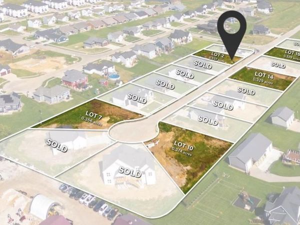 118 Live Oak Drive, Hudson, IA 50643