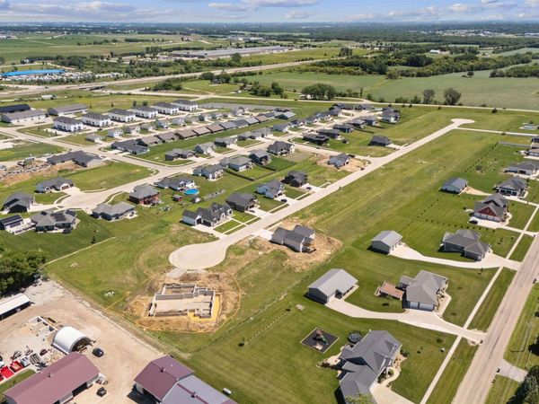 121 Live Oak Drive, Hudson, IA 50643
