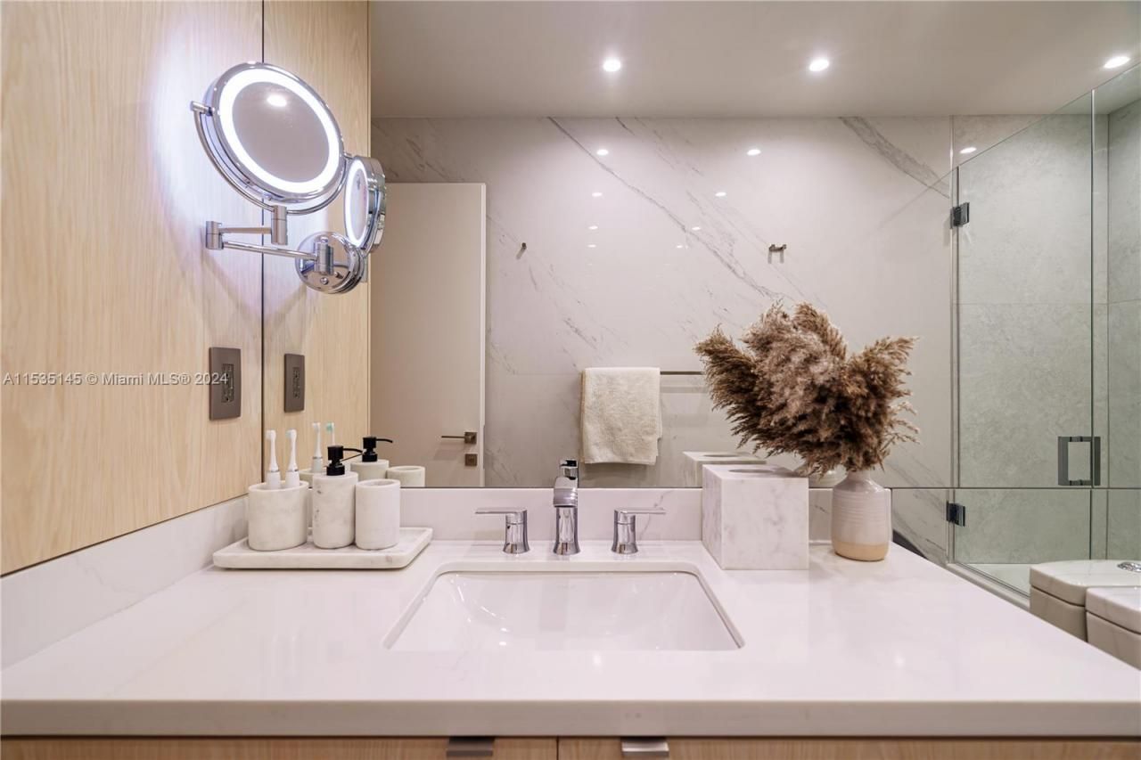 19115 Fisher Island Dr, Unit 19115, Miami Beach, FL 33109 Photo