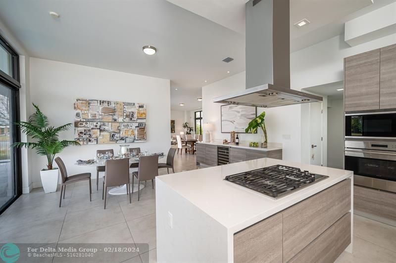 16553 Botaniko Drive, Weston, FL 33326 Photo